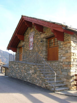 La Biblioteca di Ayez (fraz. di Allein) (41062 bytes)